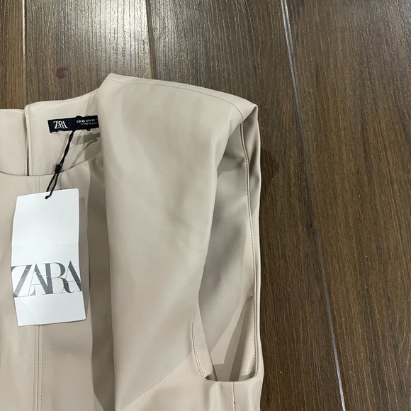 Zara blogger faux leather dress - Picture 4 of 5